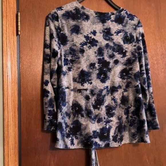 Simply Vera VeraWang Women's Top size small - Picture 2 of 2